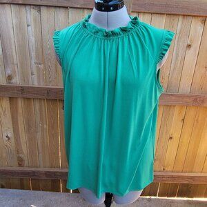 Adrianna Papell Women's Green ruffle neck sleeveless knit top large
